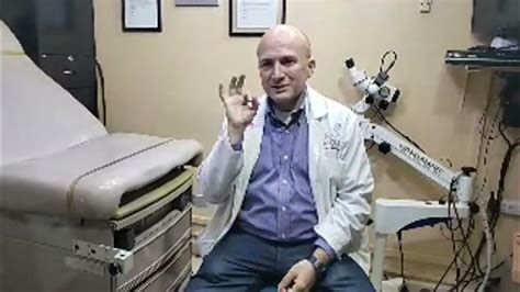 doctor gustavo quiros